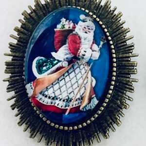 Santa pin, Christmas, Santa brooch,Christmas jewelry, Christmas Jewelry, Christmas Accessory,Christmas  santa