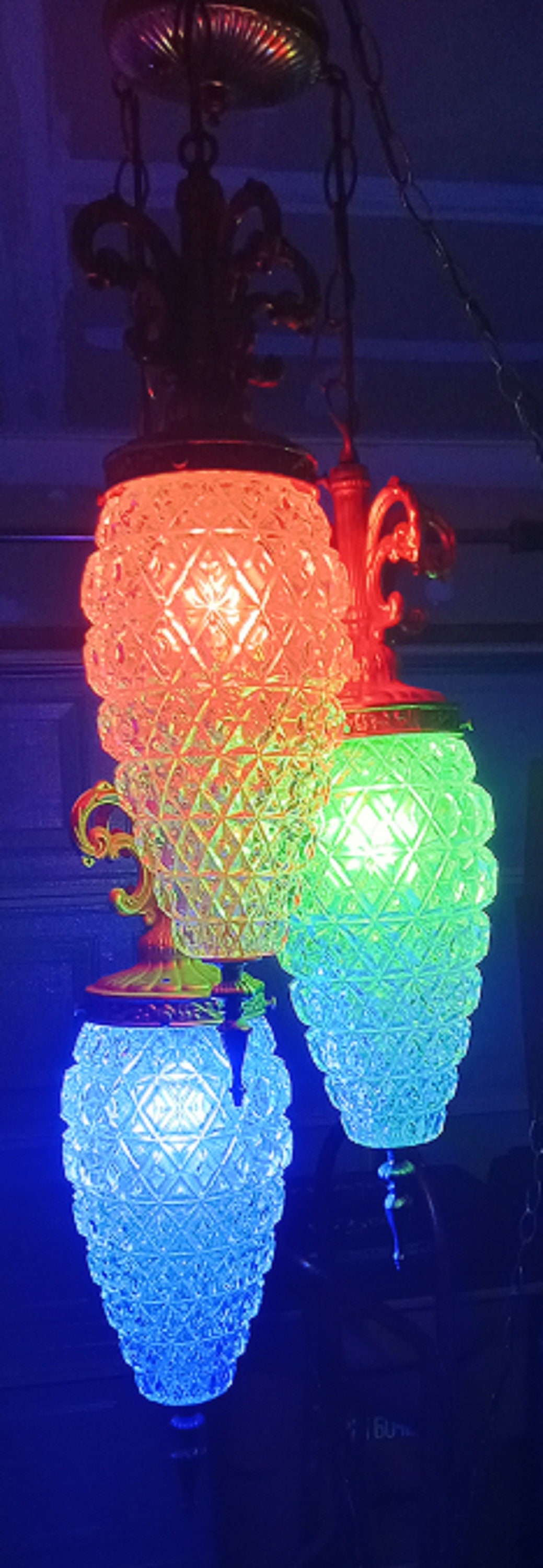 Vintage Triple Pineapple Hanging Light / Plug in Hanging Swag Pineapple