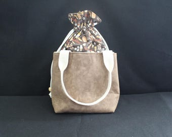 Whiskey themed drawstring bag with snap pockets