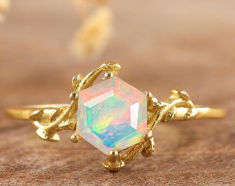 White fire Ethiopian opal ring for women, Vintage fire opal ring, October birthstone, Minimalist ring, 925 Sterling silver ring for her