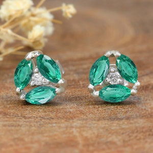 Natural Lab grown Emerald earrings for women, Silver earrings, Handcrafted earrings, Minimalist earrings, Vintage Emerald earrings