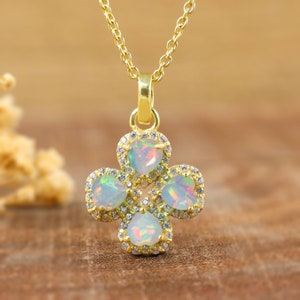 White fire Ethiopian opal pendant necklace for women, Vintage fire opal pendant necklace, Handmade jewelry, AAA Ethiopian opal, gift for her