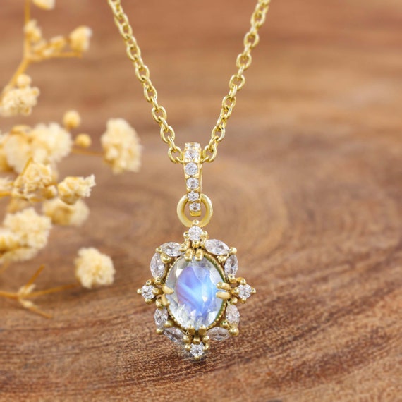 White rainbow moonstone pendant necklace, moonstone jewelry, anniversary gift, pendant necklace for women, Minimalist pendant necklace