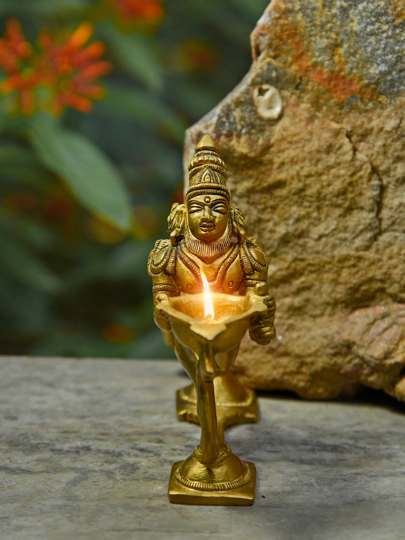 Religious Home Decor Brass Puja Diya Lamp Bronze and Gold Finish Small Brass Decor Hindu Deity Garuda Holding Diya Oil Lamp Statue