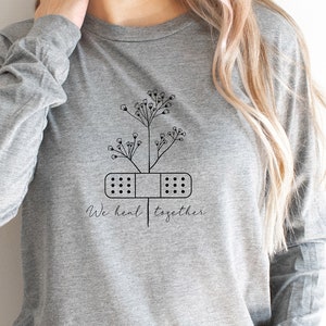 Wir heilen zusammen, Minimale Linie Kunst Floral Svg, trendige feministische Svg, inspirierende Svg für Frauen tee Positivität Zitat Hand Buchstabe Png Dxf Download