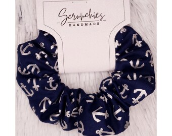 Anchor pattern scrunchie