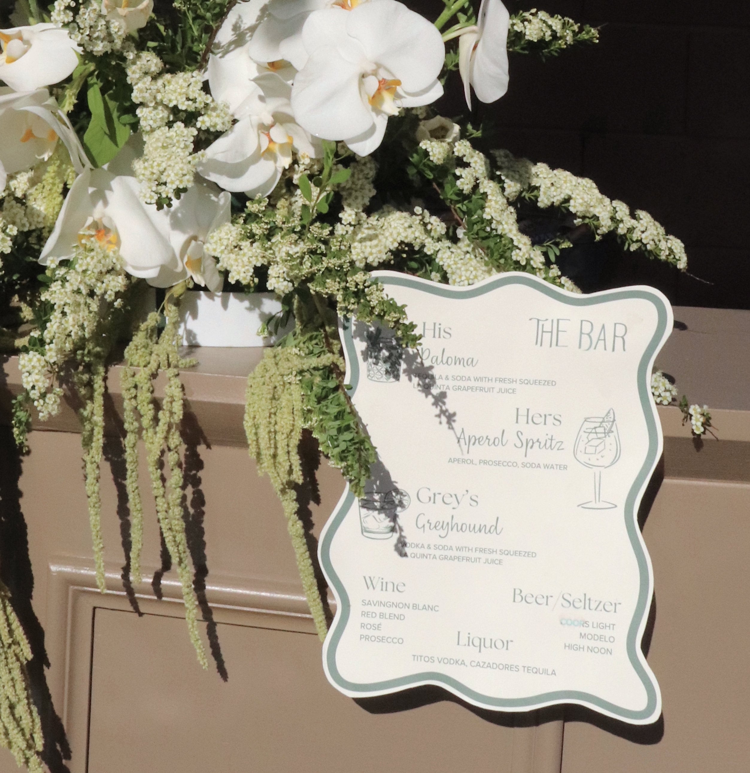 Wedding Bar Sign / Signature Drinks / Fully Customizable / Made to Order / Minimalist Wedding Signage / Wedding Design / Green White Border