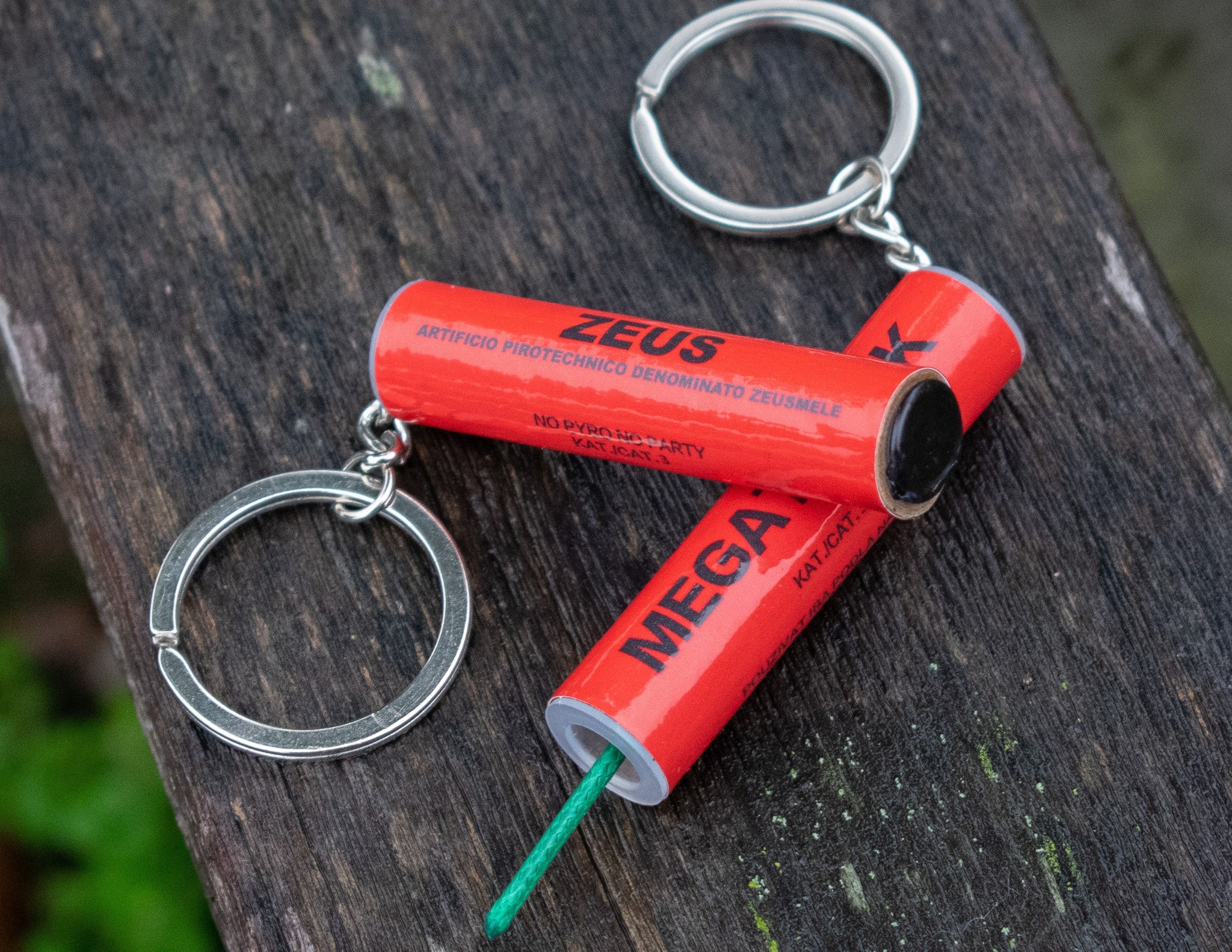 アクセサリー PYRO.ISM Firecracker Keychain Petard, Zeus, Smoke Flare, La Bomba, Cobra 6