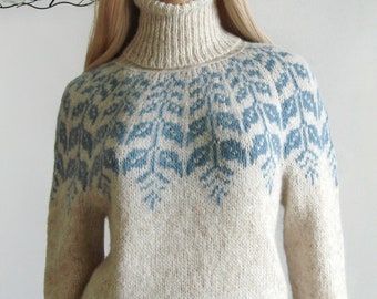 Sweater women's Fair Isle turtleneck hand knitted in Baby Alpaca Merino, Beige pullover Lopapeysa, Scandinavian warm jumper, Girl Xmas gift