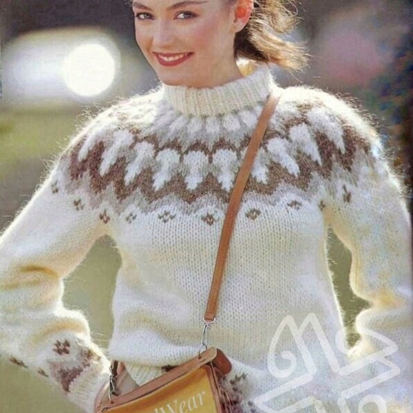 Vintage Fair Isle sweater Lopapeysa women handmade in alpaca, Icelandic wool Nordic sweater, Hand knit Scandinavian winter warm gift for her