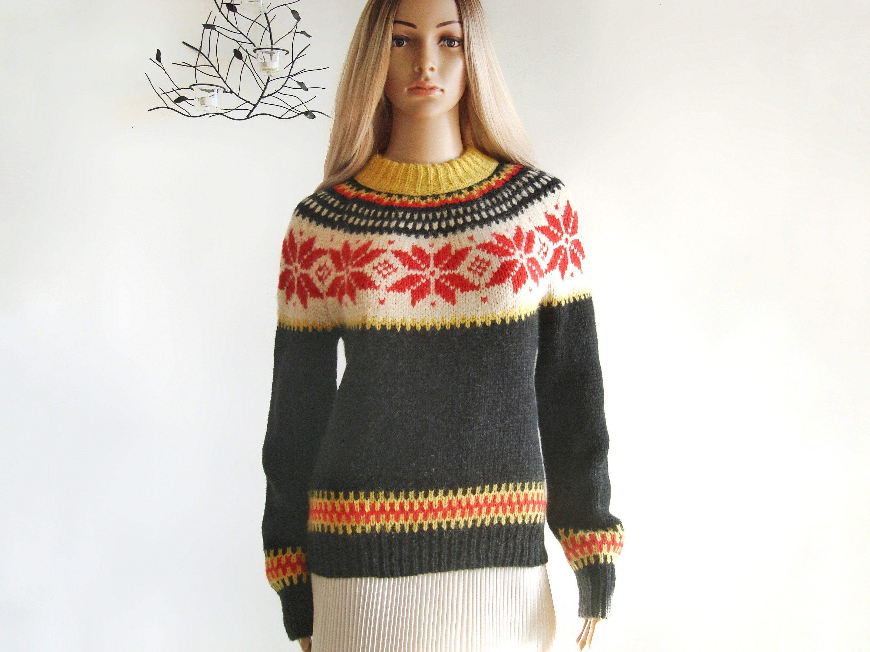 Scandinavian Fair Isle Sweater Women 