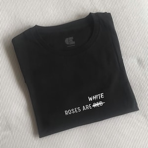 Leeds United T Shirt &#39;Roses Are White&#39; Tee