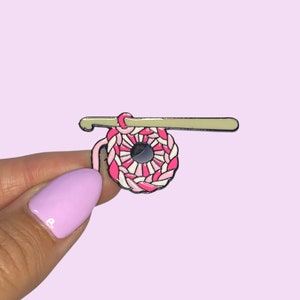 Crochet Hook Pink Yarn Pin | Enamel Brooch | Badge | Gift | Craft | Crafty