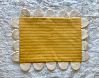 Scalloped Placemat Sewing Pattern: Beginner Friendly (PDF Pattern)