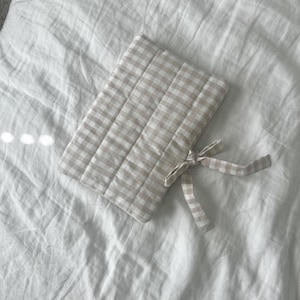 Diaper & Wipes Pouch Sewing Pattern: Beginner Friendly (Printed Physical Copy)