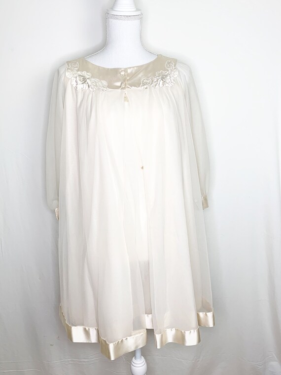 1960s Gossard Artemis Vintage Baby Doll Nightgown