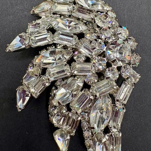 Kramer Brooch - Etsy