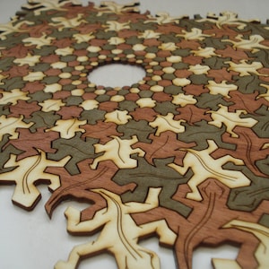 Escher Lizard Spiral PLANS Gecko Tessellation FILES