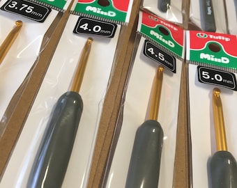 Ergonomic Crochet Hook – Soft Grip, Amigurumi Needle, 15cm