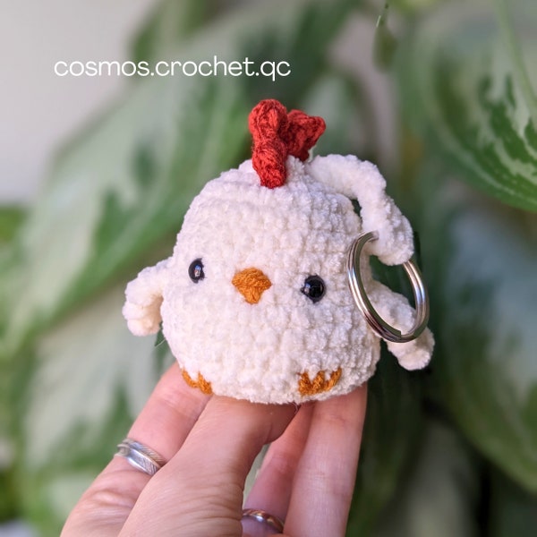 Cute Stardew Valley Chicken Crochet Pattern - Easy Keychain Design