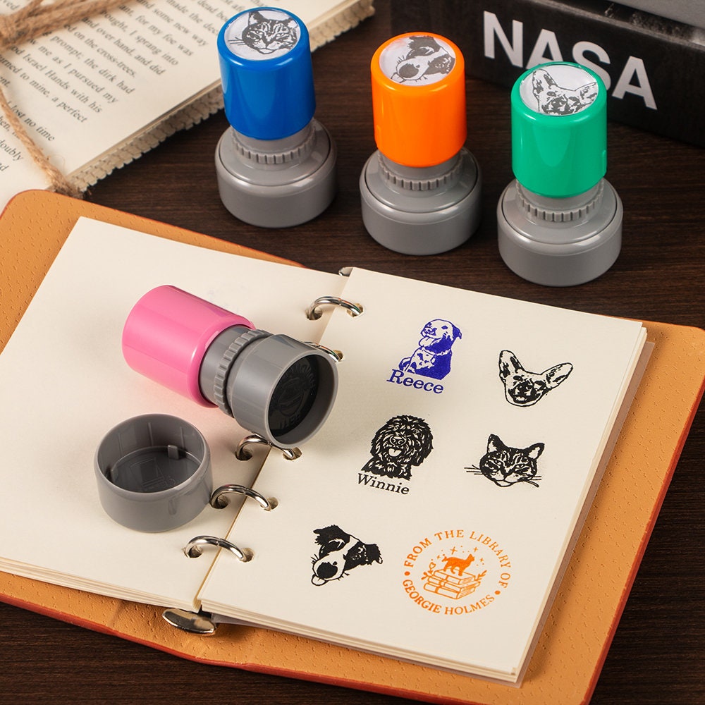 Custom Personalized Pet Stamp - Custom Pet Stamp & Name - Unique Stamp for Animal Lovers