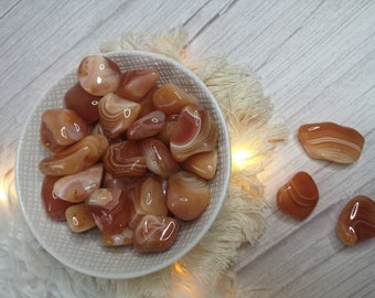 Agate Cornaline MAGNETISÉ pierre roulée