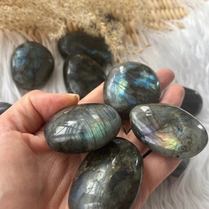 Galet Labradorite Magnétisé image 1