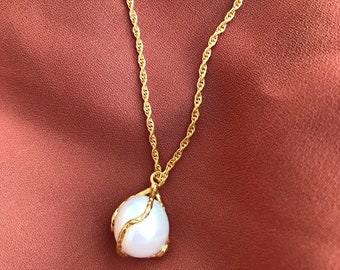 Caged White Baroque Pearl Design Necklace, Large Gold Baroque Pearl Chain Necklace, Baroque Pearl, Mother&#39;s Day Gift, Wedding, Gift for Her