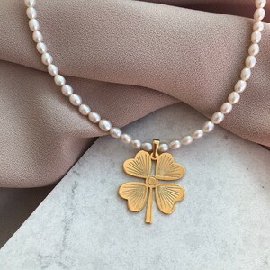 Pearl Design Gold 4 Leaf Clover Necklace, Natural Pearl Luck Necklace, Locket Necklace, Christmas Gift, Mother&#39;s Day Gift, Gift for Her