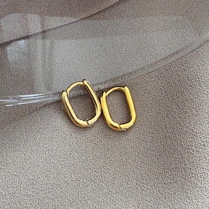 Boucles d&#39;oreilles ovales en or brillant 24 carats, boucles d&#39;oreilles ovales, bijoux minimalistes, grosses boucles d&#39;oreilles, cadeau fête des mères, cadeaux journée spéciale, cadeau pour elle