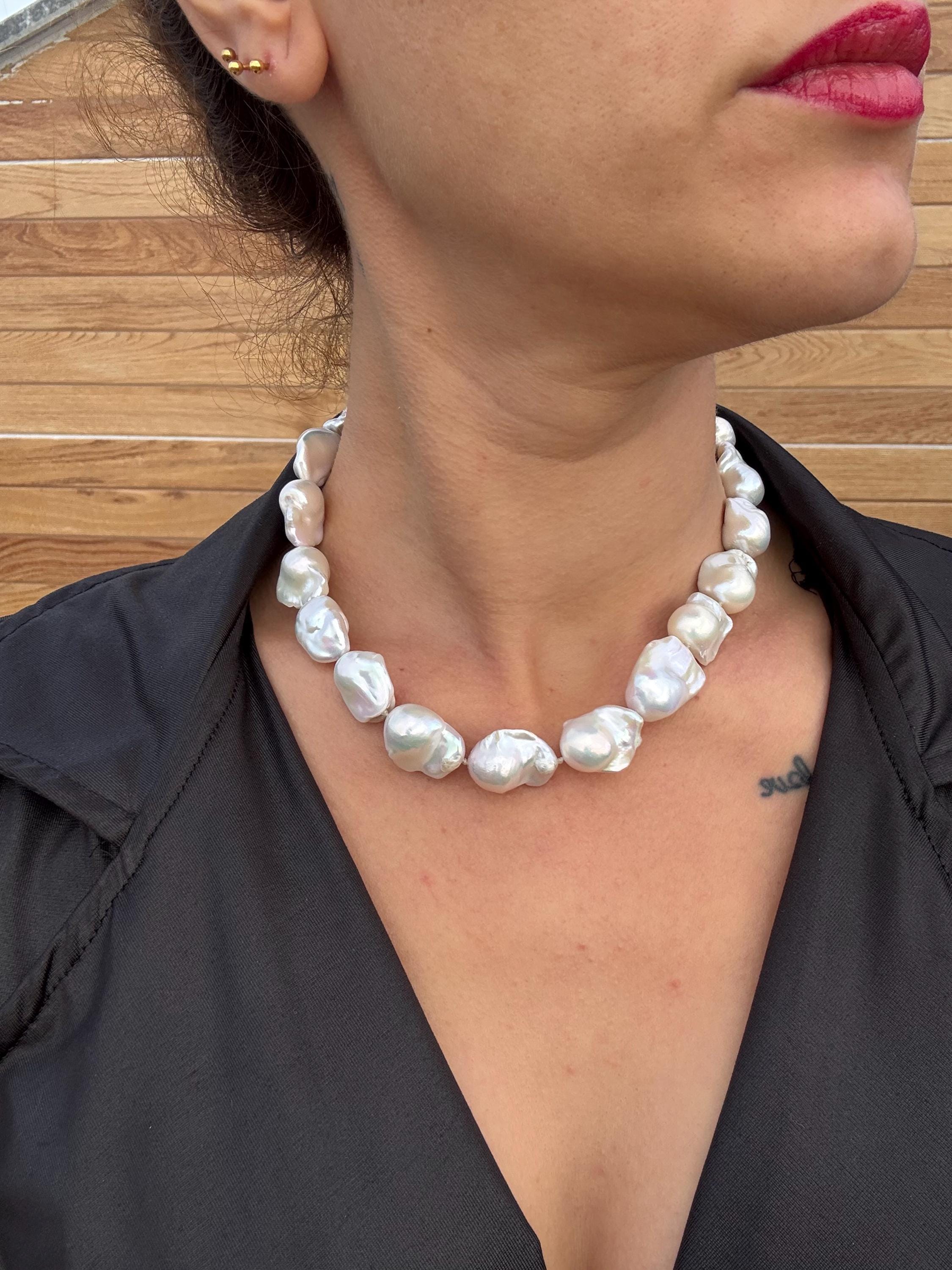 Timeless Large White Baroque Pearl Necklace - Etsy 日本