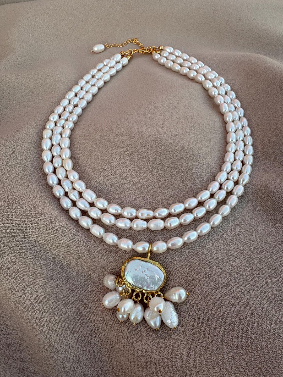 Three Row Design Square Pearl Necklace - Etsy