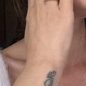 Verstellbarer Eleganter Designer Ring mit Zwei Zirkon Steinen Bild 8