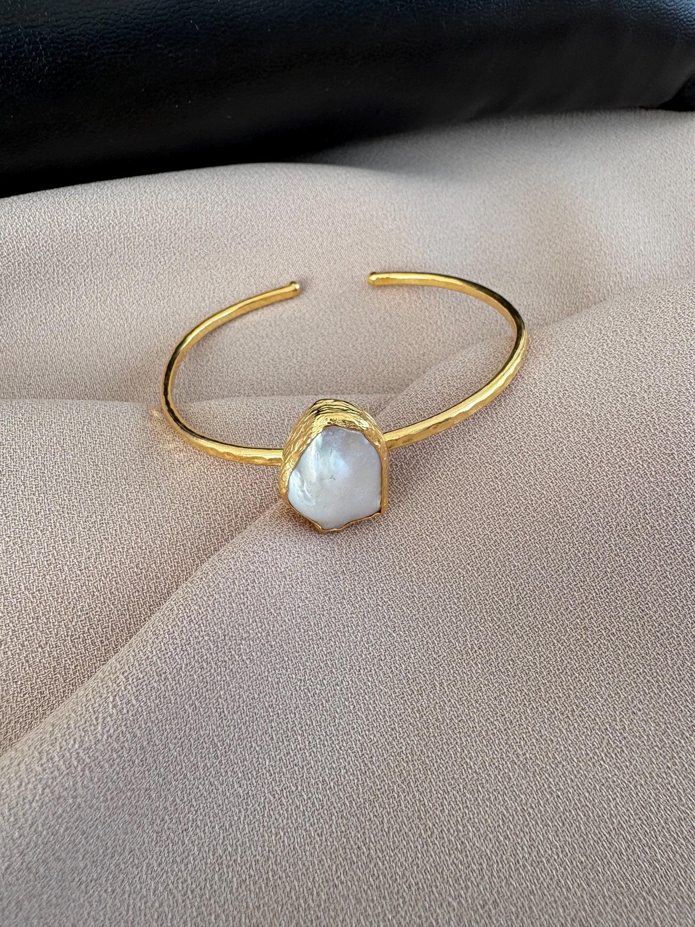 Bracciale di perle barocche, catena placcata oro 14K, gioielli