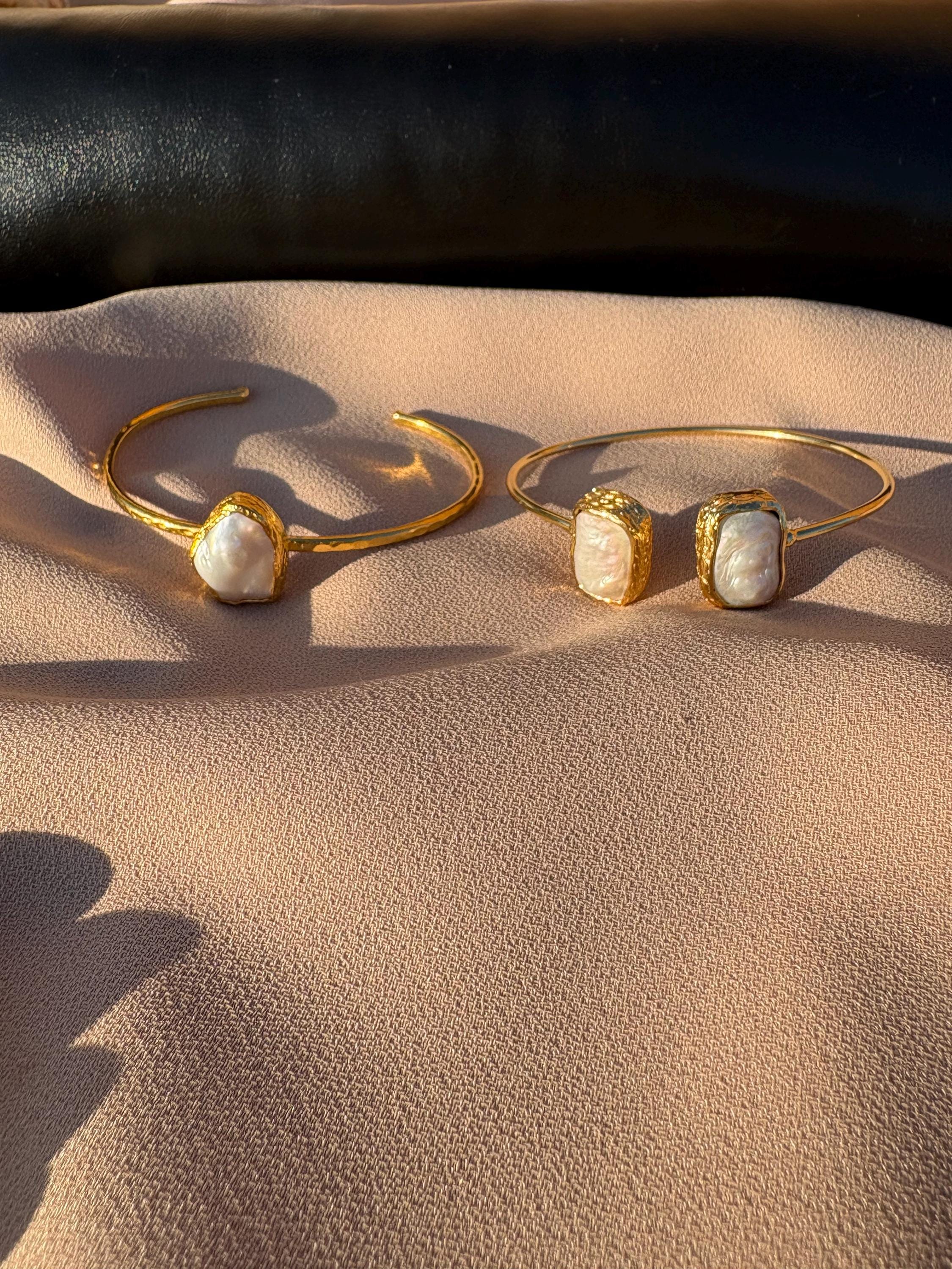 Bracciale rigido in zama e perla barocca - Nicandra Accesori