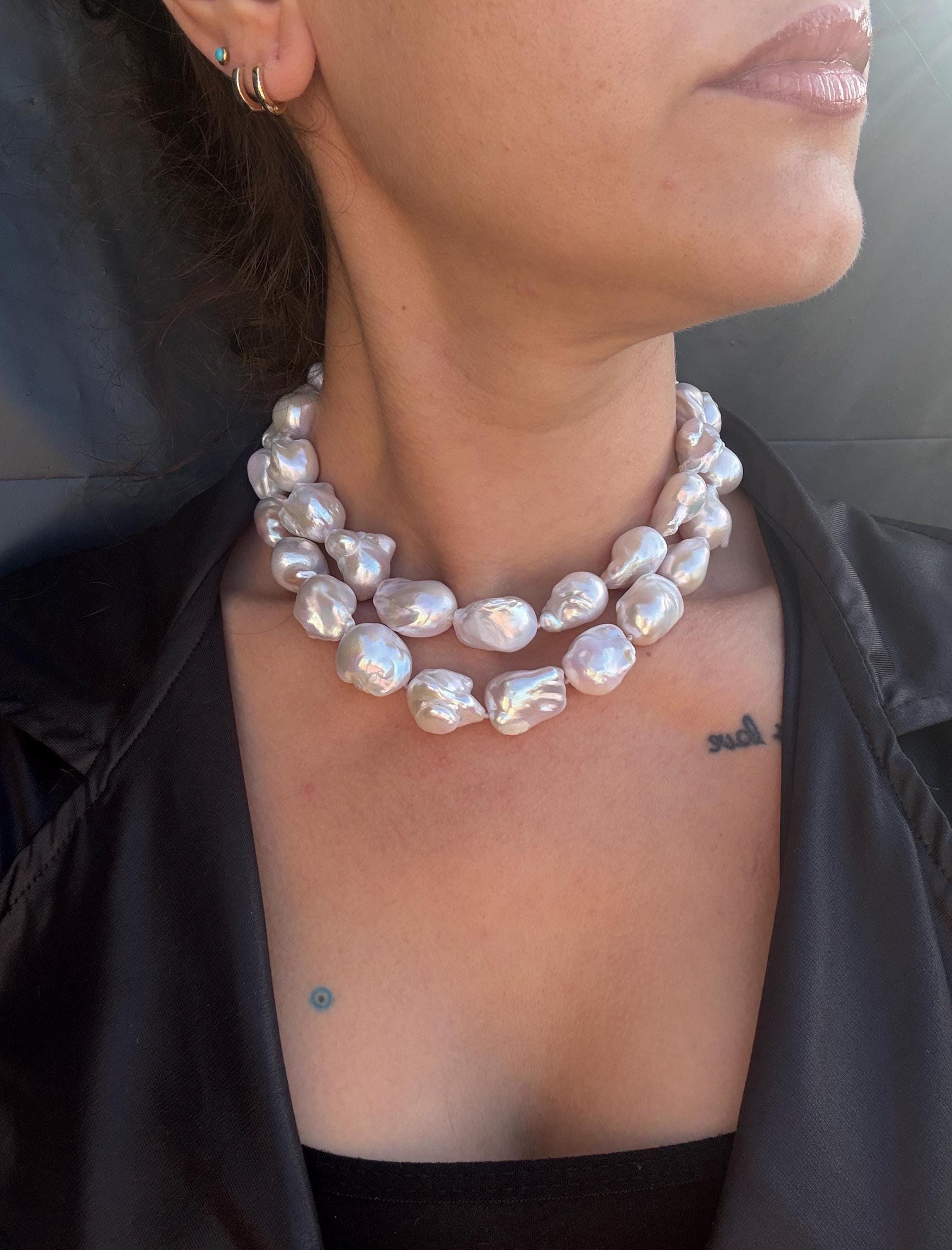 Timeless Large White Baroque Pearl Necklace - Etsy
