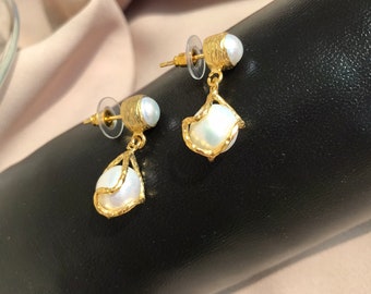 Baroque Fireball Cage Design Natural Pearl Gold Earrings