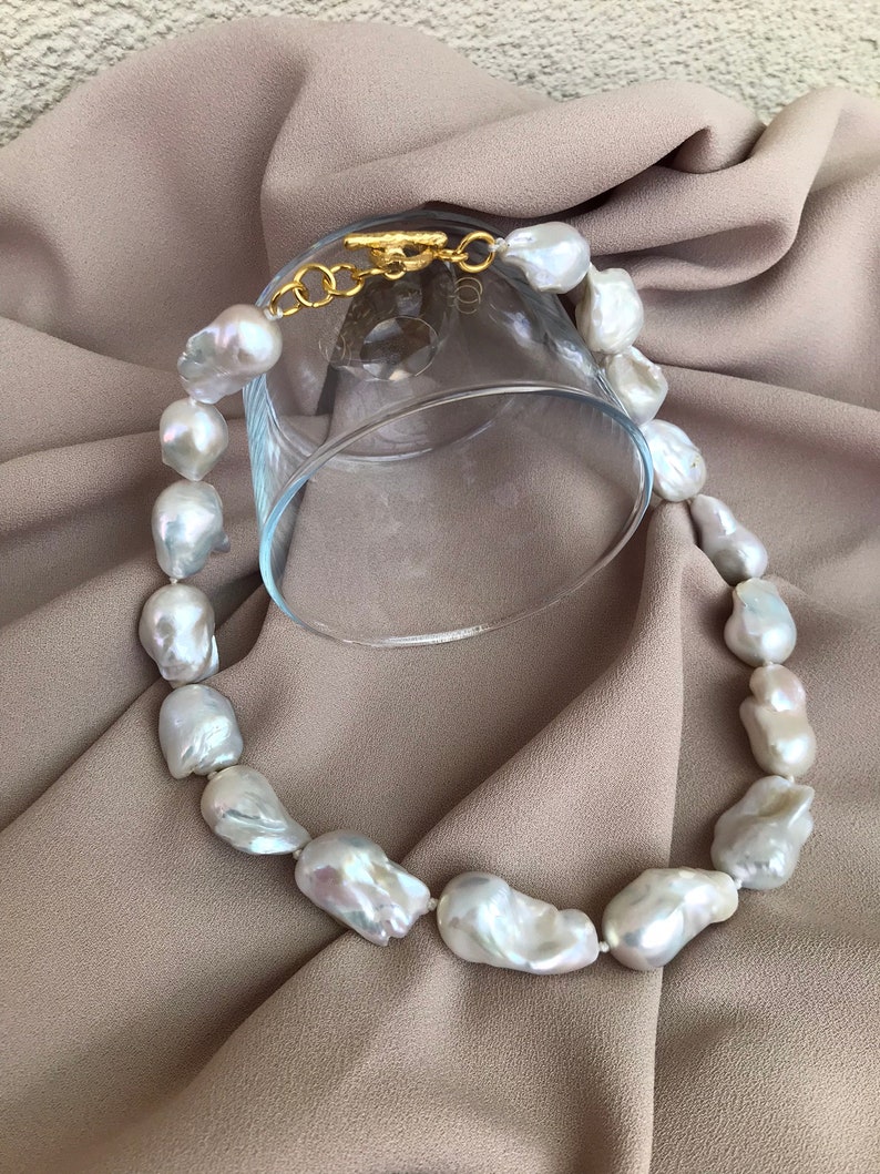 NEW Large Baroque Pearl Necklace, White Baroque Necklace, Timeless Necklace, Real Baroque Pearl Necklace, Wedding Jewelry, Bridal Necklace image 7