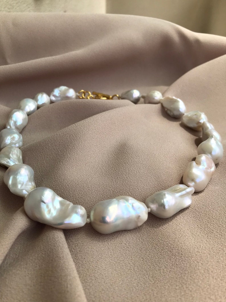 NEW Large Baroque Pearl Necklace, White Baroque Necklace, Timeless Necklace, Real Baroque Pearl Necklace, Wedding Jewelry, Bridal Necklace image 5