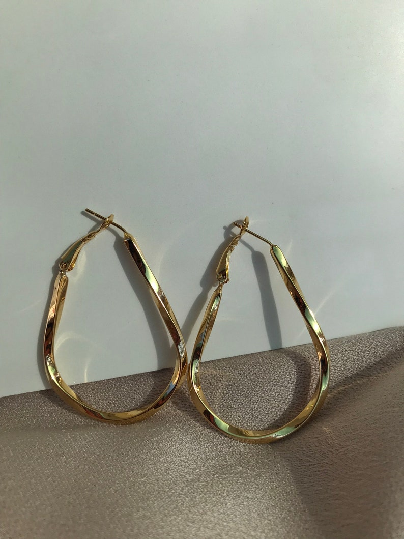 Oval Twirl Earrings, Twirl Hoop Earrings, Gold Modern Earrings, Chunky Hoop Earrings, Christmas Gift, Special Occasion Gifts, Gift for Her image 7