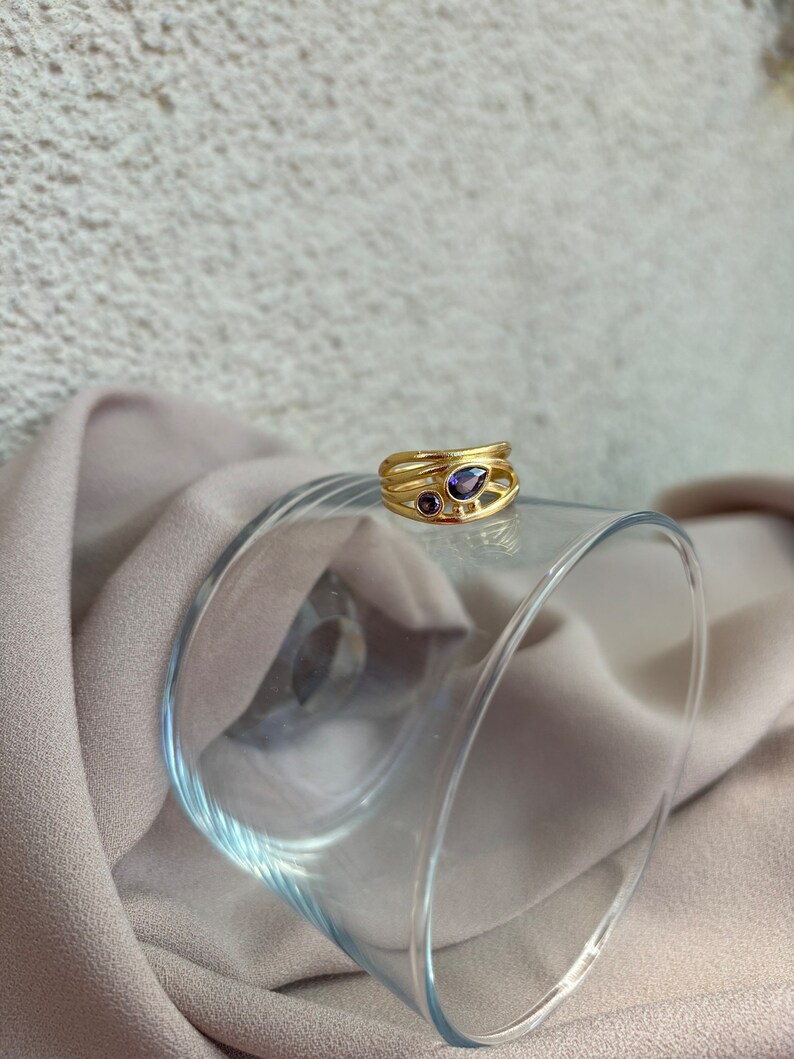 Verstellbarer Eleganter Designer Ring mit Zwei Zirkon Steinen Bild 2