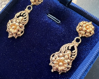 Antique 18K gold floral filigree earrings, gold filigree earrings flower gold dangles 18K drop earrings gold earrings gift mom daughter