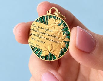 Rare French Art Nouveau 18K Gold Medal, verses from Alphonse Karr