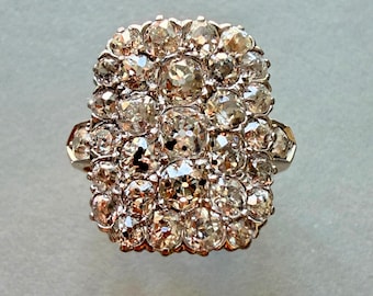 French Art Deco 18K gold 2.5ct old mine cut diamond ring
