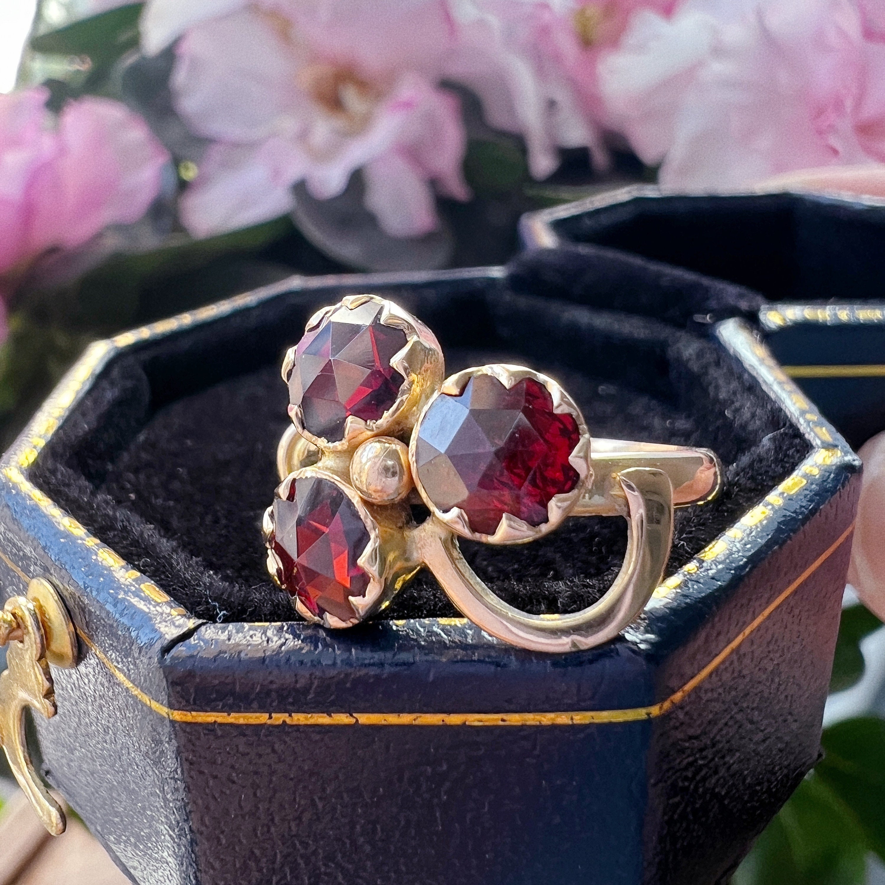 Vintage 18k Georgian Style Garnet & Diamond Ring - Etsy