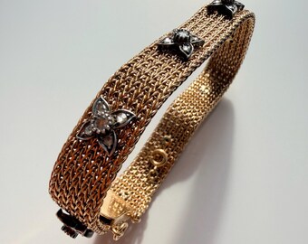 Vintage 18K yellow gold woven gold bracelet with diamond flowers