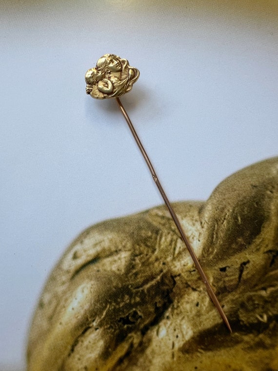 Art Nouveau 18K gold Cupid and Venus stick pin, a… - image 4