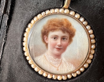 Victorian Pearl Portrait Pendant: 9K Gold Antique Miniature in Box