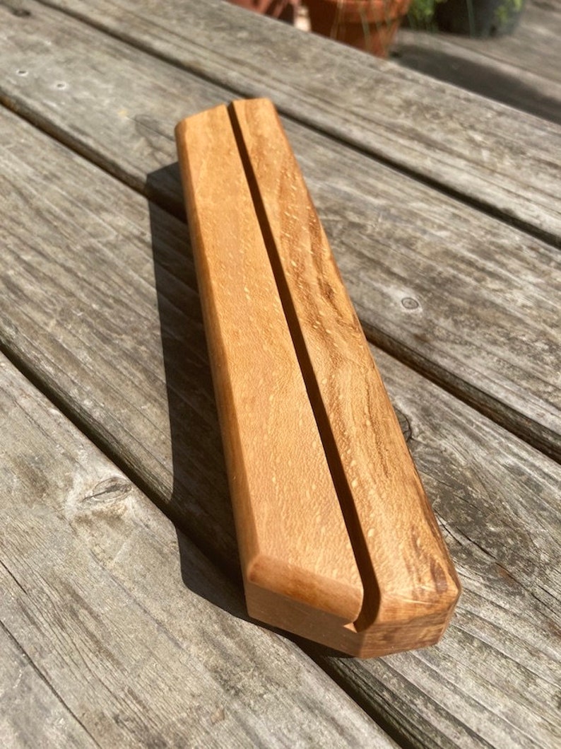 2 Spielkartenhalter Aus Holz – Freihändig Für Poker & Kartenspiele