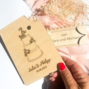 Torta nuziale personalizzata con denaro, incisione personalizzata del biglietto di nozze, regalo di nozze, biglietto di legno, regalo, sposi